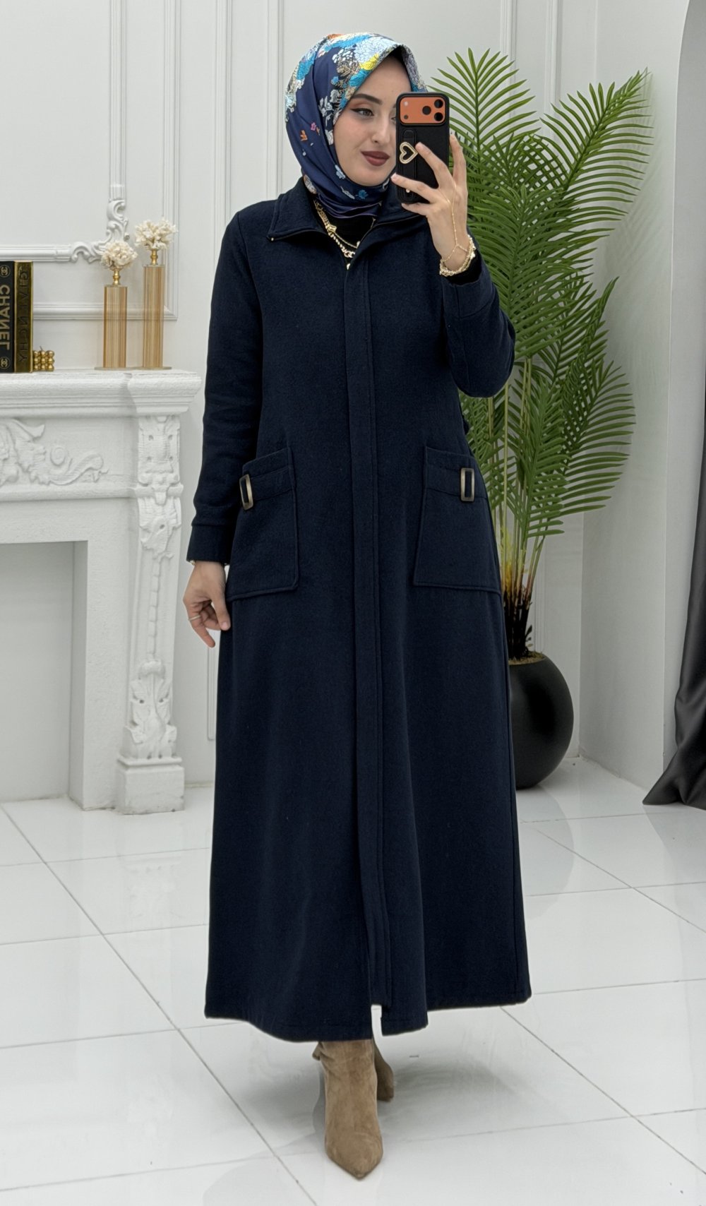 Aslı Kaban Lacivert
