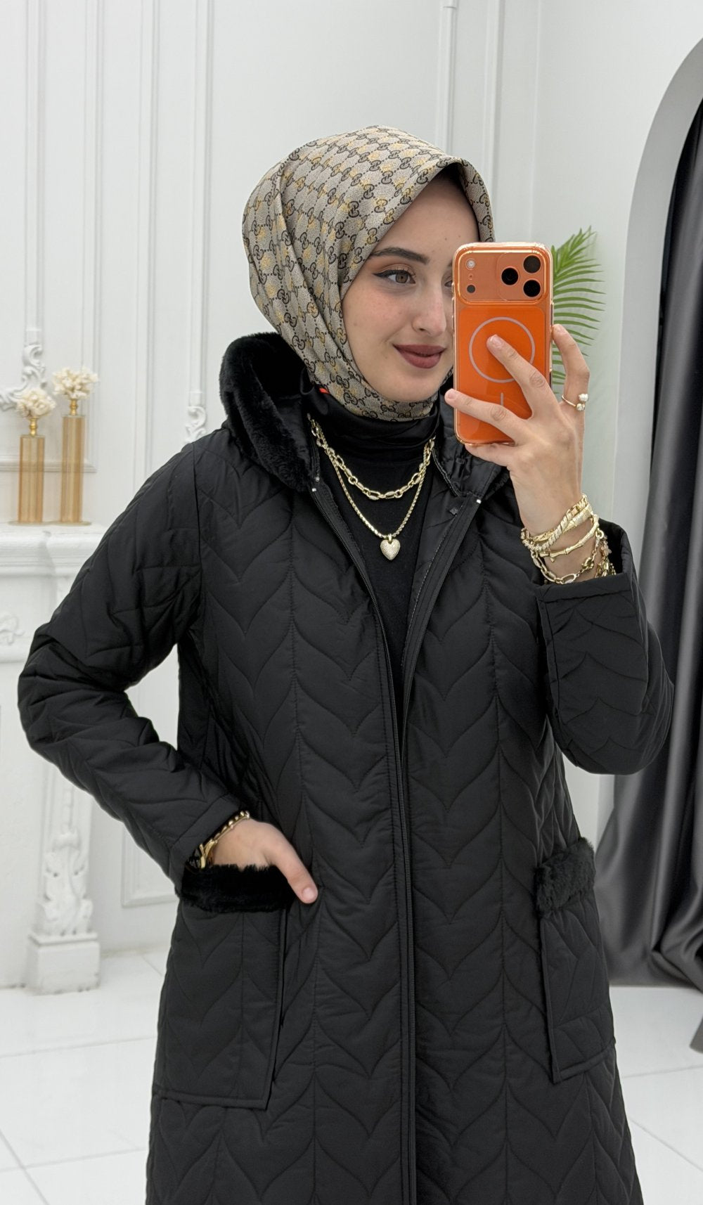Zehra Şişme Mont Siyah